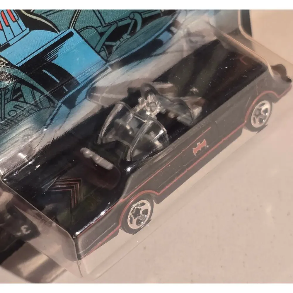 Hot Wheels Batman Classic TV Series Batmobile 1/6 DFK69 2014 Mattel Sealed
